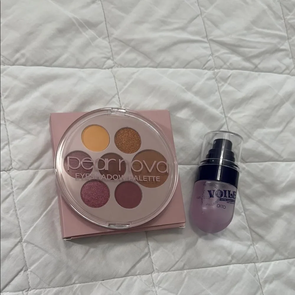 Pear Nova Eyeshadow Palette with Voile Dito lasting makeup fix mist